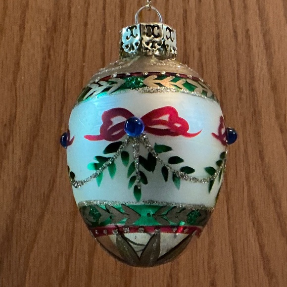 3 Vintage Hand Painted Glass Christmas Ornaments - Picture 5 of 7